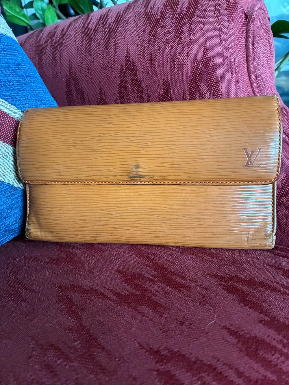 Louis Vuitton Tan Epi Leather Clutch Wallet